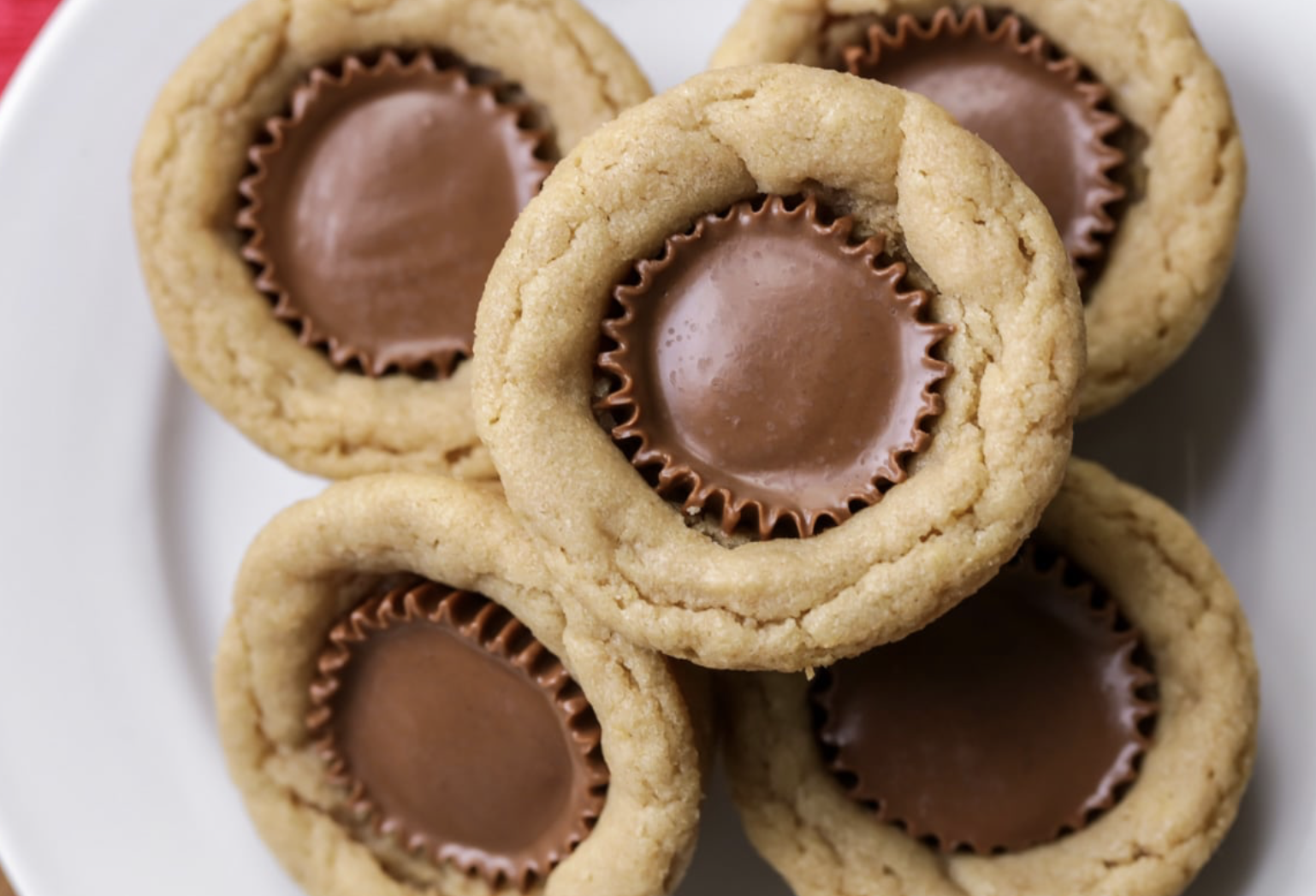 Peanut Butter Cookies with Mini Reese Cups: A Delicious Twist on a Classic Recipe