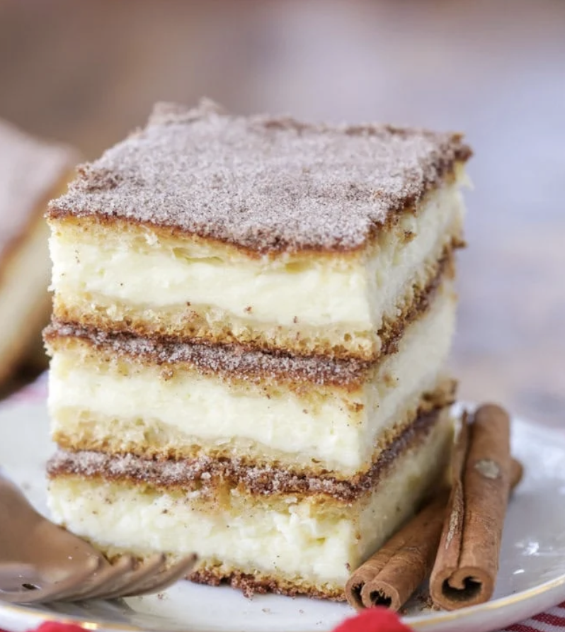 Cinnamon Churro Cheesecake Bars